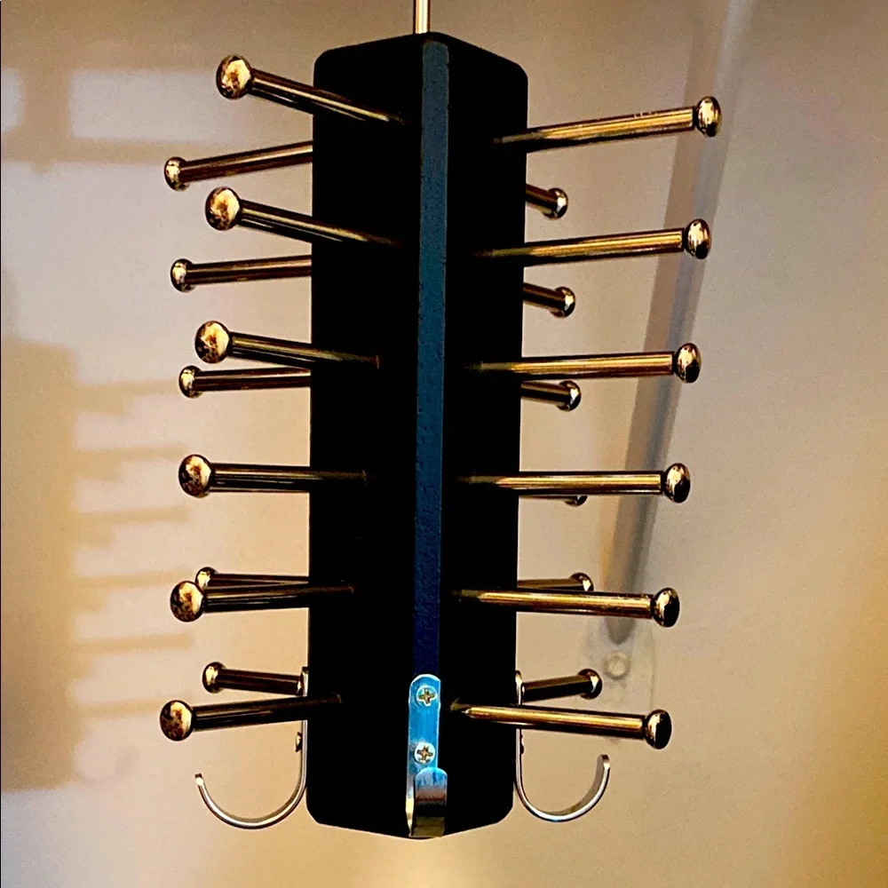 Swivel Tie & belt hanger, spinning tie & belt closet organizer with hooks, black